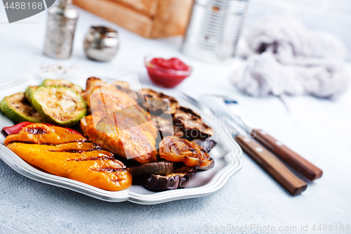 Image of chicken barbecue and grilled vegetables