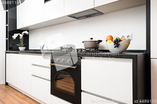 Image of Modern classic black and white kitchen