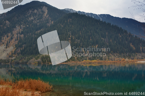 Image of Moraine Lake of Canada