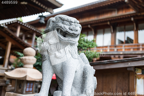 Image of Japanese lion statue