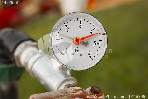 Image of Manometer on pipes