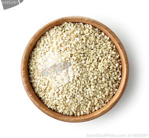 Image of wooden bowl of sesame seeds