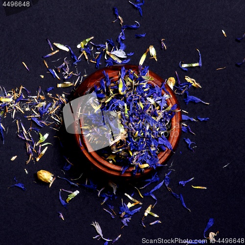 Image of Tea Leafs with Cornflowers