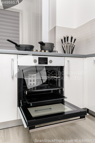 Image of Modern white kitchen