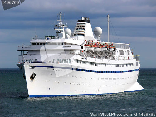 Image of Cruise Ship at Sea.