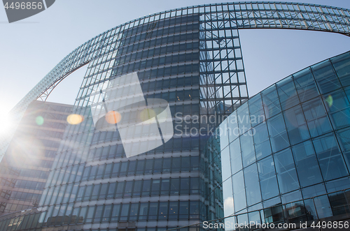 Image of glass office building in the Brussels