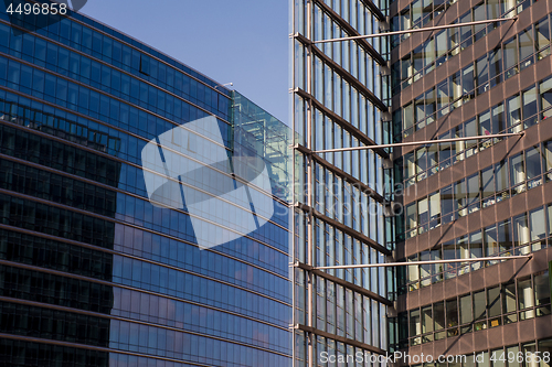 Image of glass office building in the Brussels