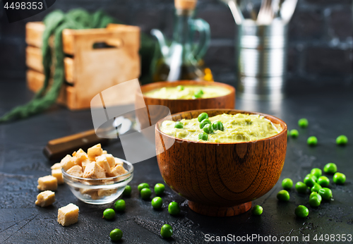 Image of mashed green peas