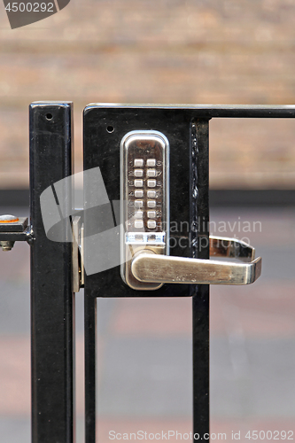 Image of Electronic Lock Gate