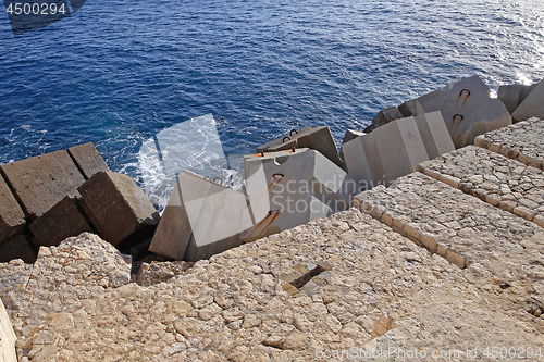 Image of Breakwall