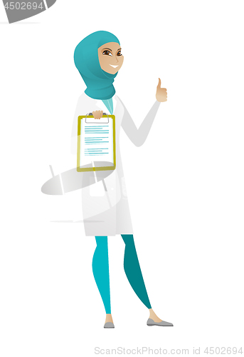 Image of Doctor with clipboard giving thumb up.