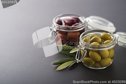 Image of Olives in jar