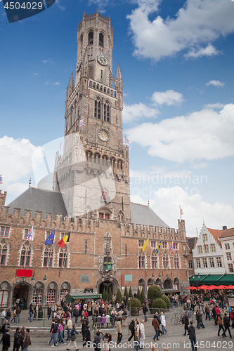 Image of The Markt place with the Belfort as background