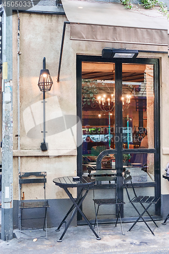 Image of Turkish street cafe in Istanbul.