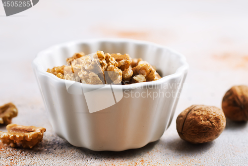 Image of walnuts