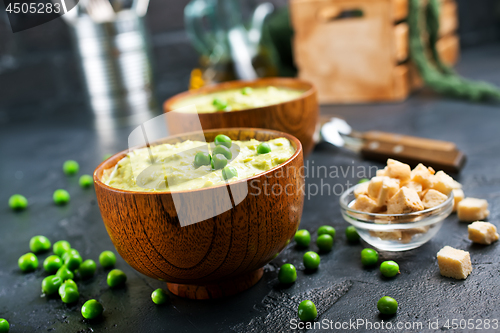 Image of mashed green peas