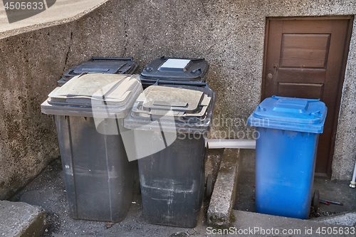 Image of Dust bin containers