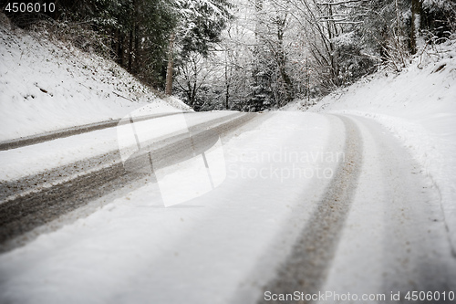 Image of Road with trees and snow