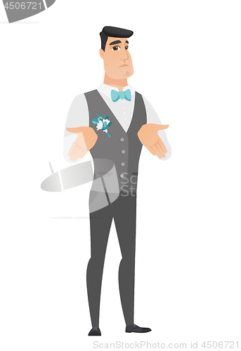 Image of Caucasian confused groom shrugging shoulders