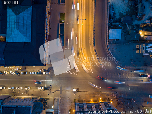 Image of night traffic at the crossroads of Kiev city streets