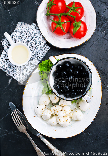 Image of  ingredients for greek salad