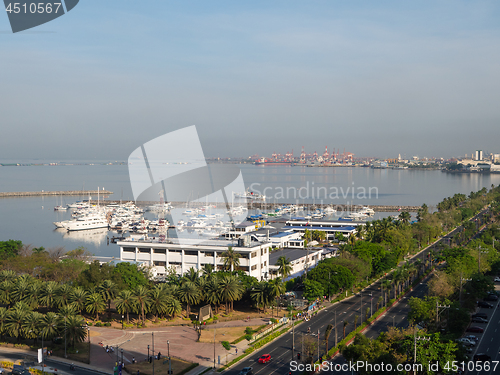 Image of Roxas Boulevard in Manila, the Philippines