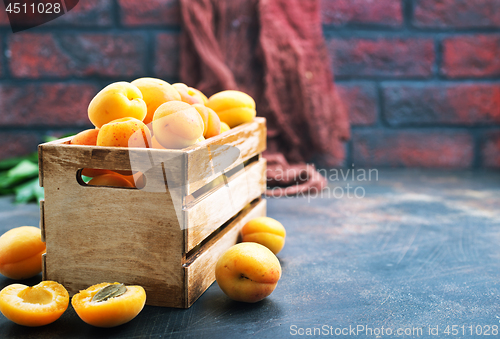 Image of apricots