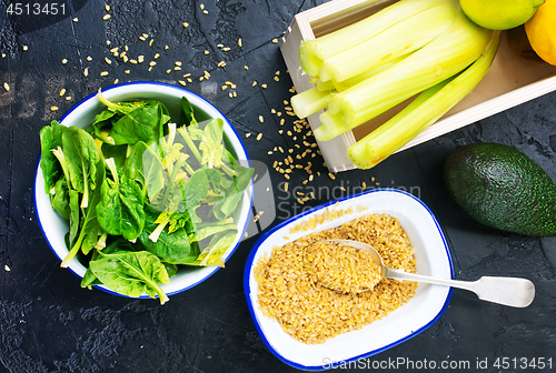 Image of bulgur with spinach