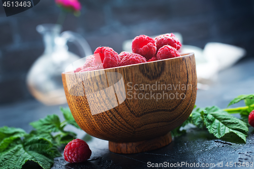 Image of fresh raspberry 