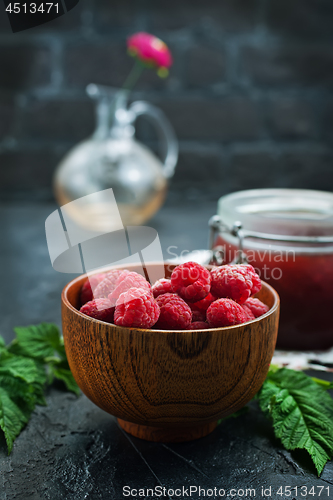 Image of fresh raspberry 