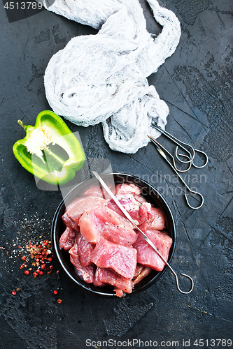 Image of raw meat for kebab