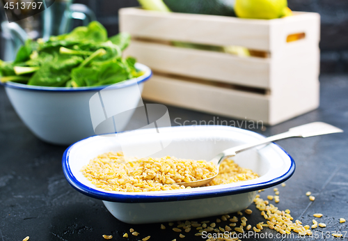 Image of bulgur with spinach