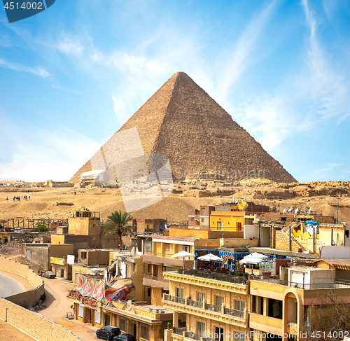 Image of Giza city In Pyramid 