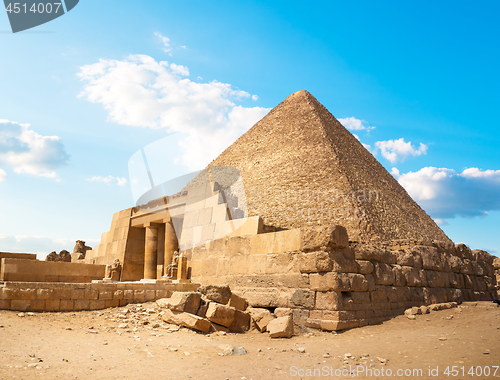 Image of Ruins in Giza