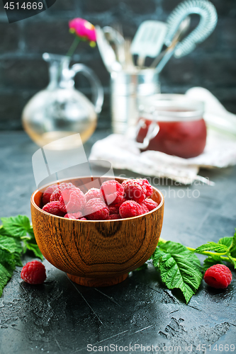 Image of fresh raspberry 
