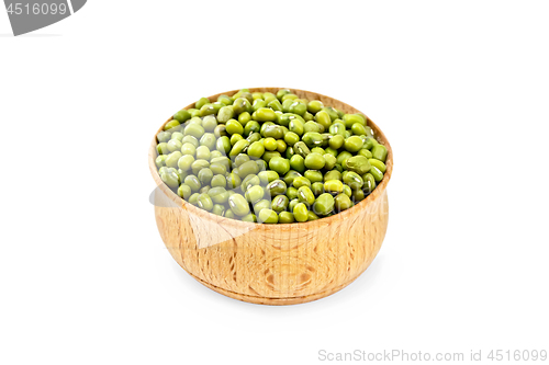 Image of Mung beans in wooden bowl