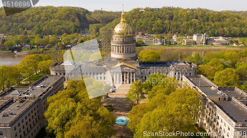 Image of Scaffolding Surrounds the Capital Dome Supporting Workers in Cha