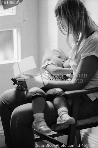 Image of Feeding and reading