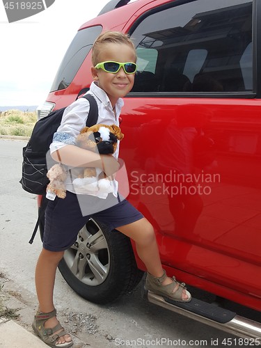 Image of A well-equipped little backpacker