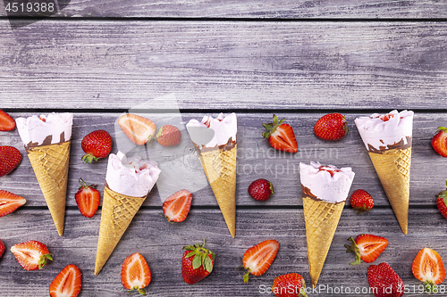 Image of Ice cream cones with strawberry