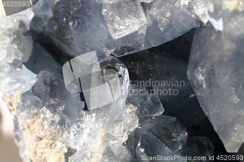 Image of white crystal mineral texture