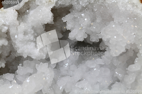 Image of white crystal mineral texture