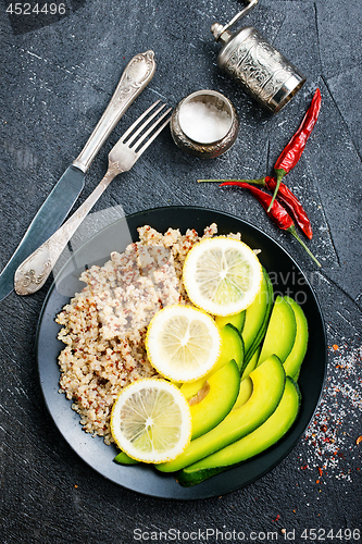 Image of qinoa with lime and avocado