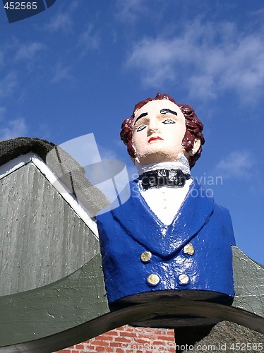 Image of Male figurehead 