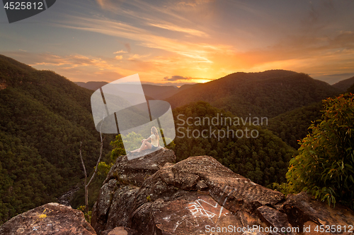 Image of Watching sunsets in Blue Mountains