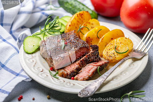 Image of Entrecote with roasted new potatoes.