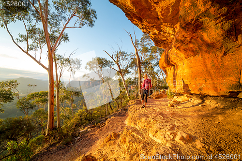 Image of Afternoon hike around the sandsttone cliffs of Blue Mountains