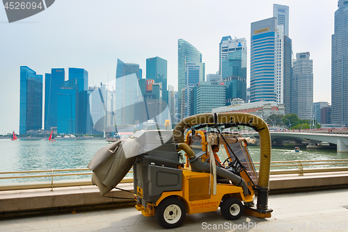 Image of Cleaning vehicle in Singapore Downtown