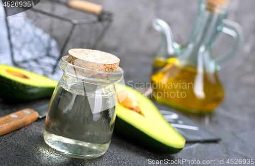 Image of avocado oil