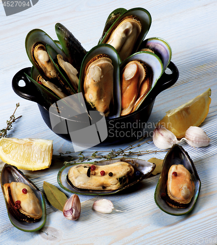 Image of Boiled Green Mussels